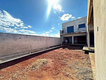 Sobrado - Venda - Resd. Frangão - Ibiporã - PR