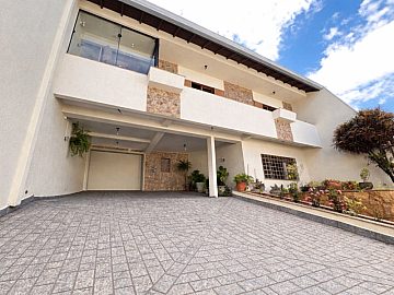 Casa Alto Padrão - Venda - Itamarati - Londrina - PR