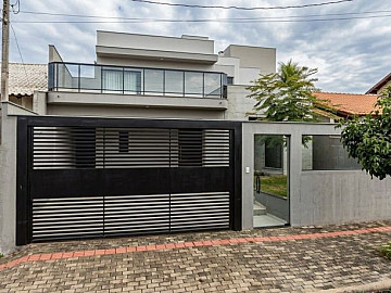 Casa Alto Padrão - Venda - Setor 3 - Ibiporã - PR
